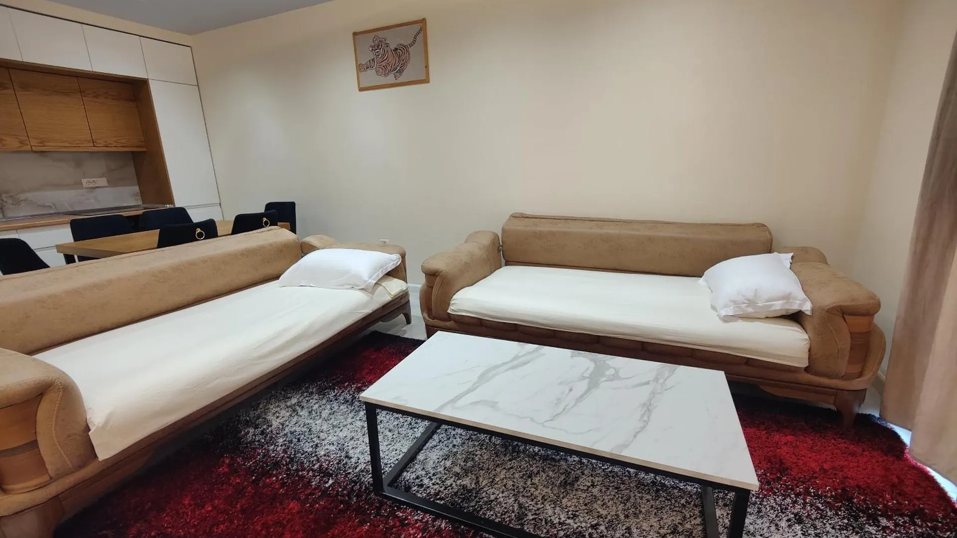Flora Home Durrës Albánia